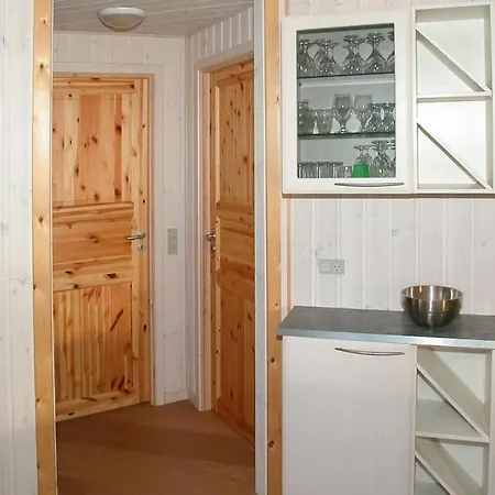4 Bedroom Nice In Aabenraa