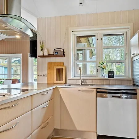 4 Bedroom In Aabenraa *