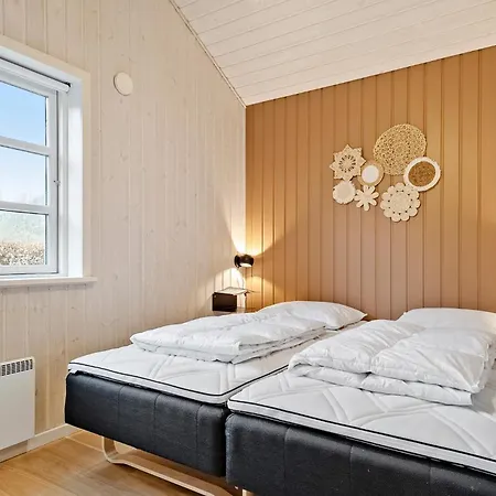 Holiday home 4 Bedroom In Aabenraa